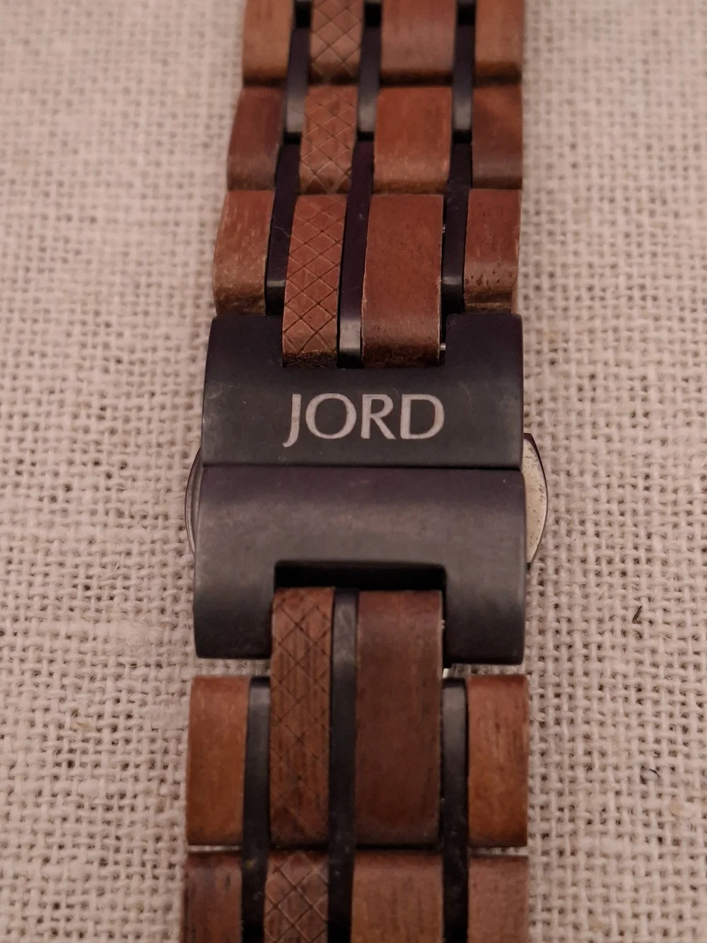 Jord Men's Wooden Link Apple Watch Band in Brown